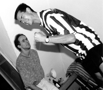 Headbanger am Headbangen